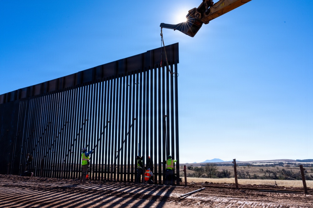 Panel Installation of New Border Wall System South of Sonoita, Ariz.