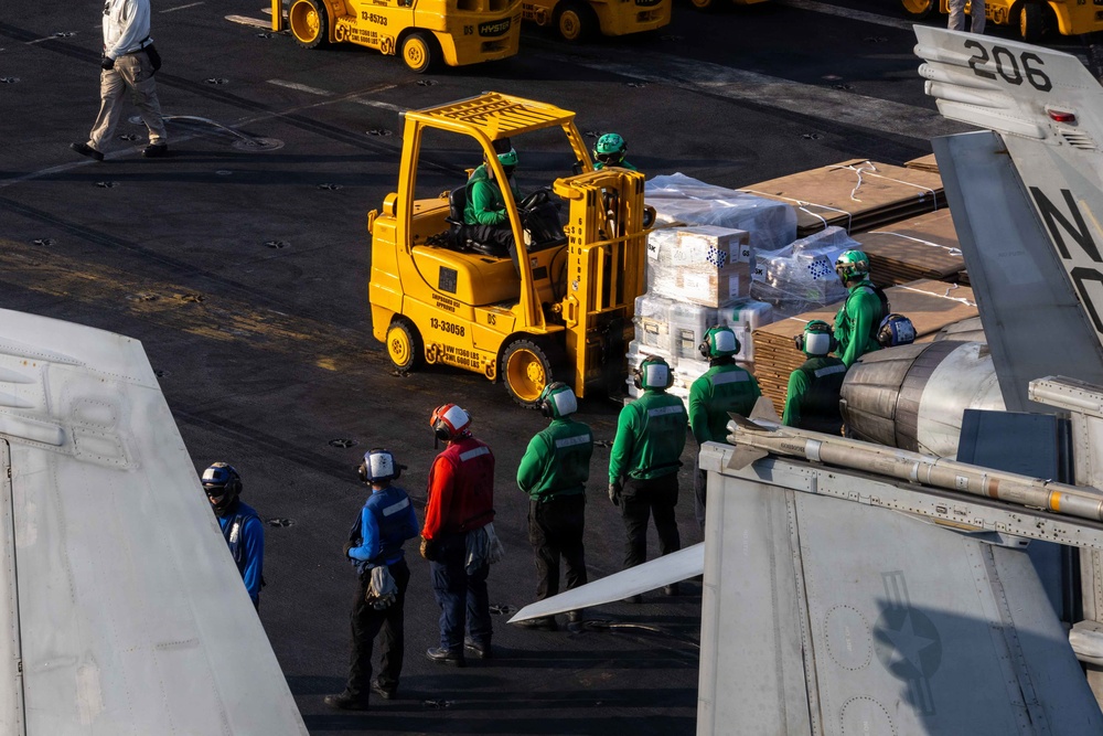 USS Abraham Lincoln (CVN72) conducts Replenishment-at-Sea
