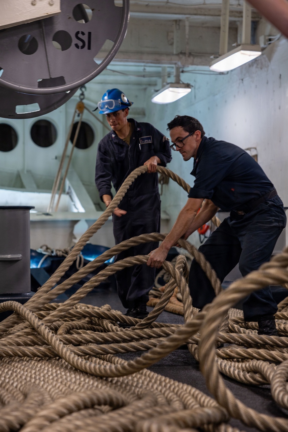 USS Iwo Jima Sea and Anchor Detail