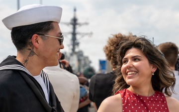 USS Gettysburg Returns to Naval Station Norfolk from U.S. Southern Command Missions