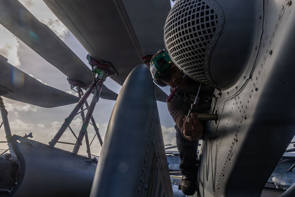 USS Iwo Jima Sailors Conduct Aircraft Maintenance