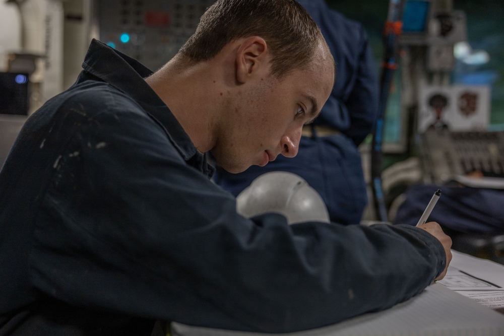 USS Iwo Jima Sailors Conduct Amphibious Operations from Well Deck Control