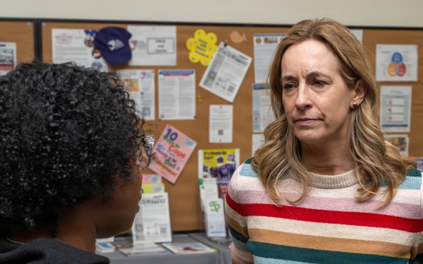 Gov. Mikie Sherrill visits NJDMA Soldier and Family Readiness Group