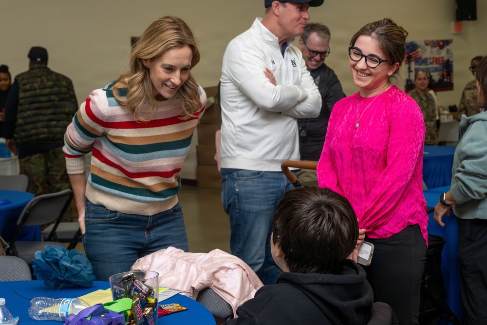Gov. Mikie Sherrill visits NJDMA Soldier and Family Readiness Group