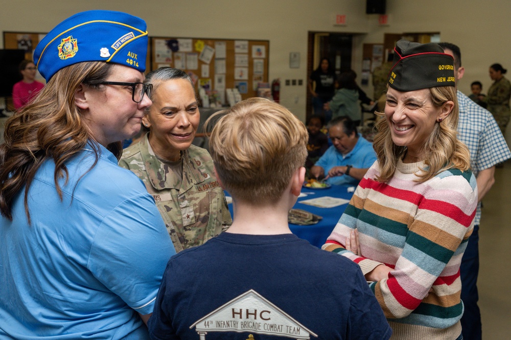 Gov. Mikie Sherrill visits NJDMA Soldier and Family Readiness Group
