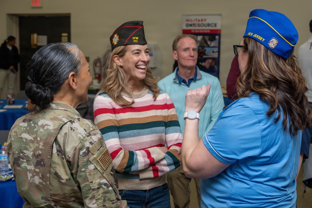 Gov. Mikie Sherrill visits NJDMA Soldier and Family Readiness Group