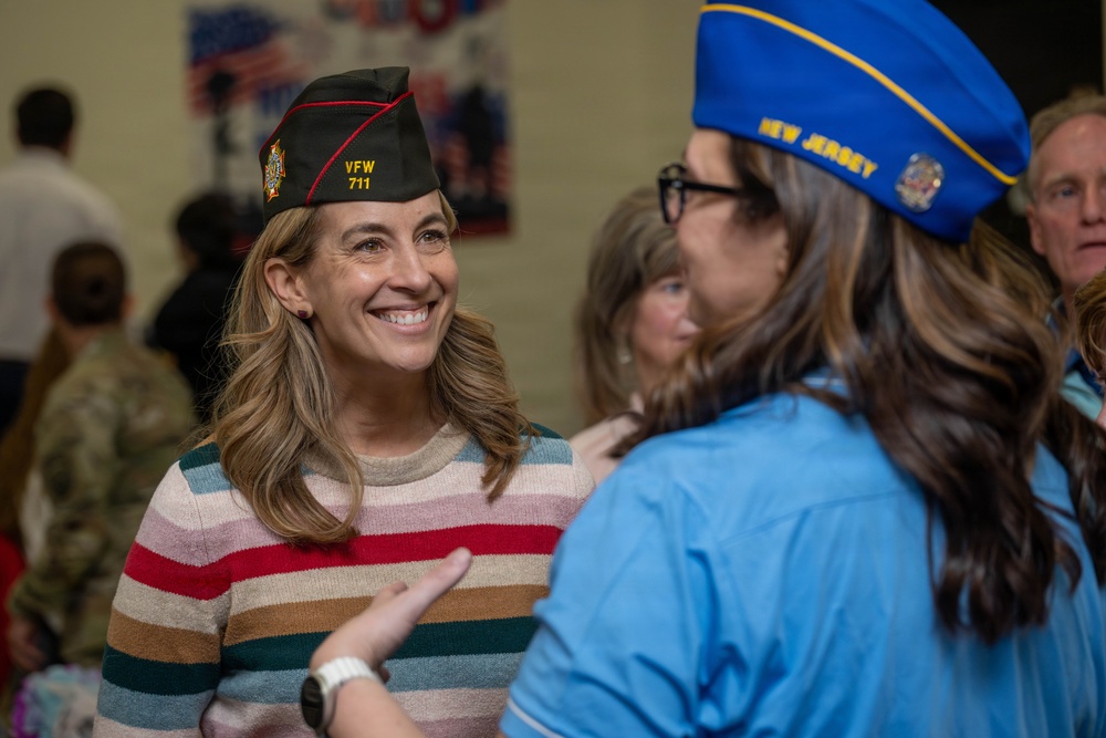 Gov. Mikie Sherrill visits NJDMA Soldier and Family Readiness Group