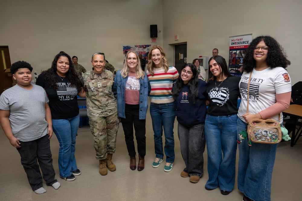 Gov. Mikie Sherrill visits NJDMA Soldier and Family Readiness Group