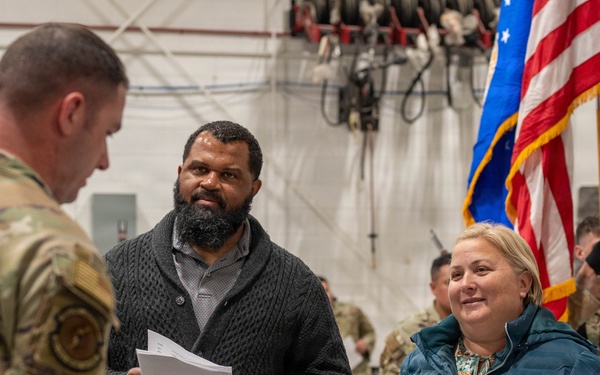 325 Fighter Wing protocol team delivers precision behind the scenes