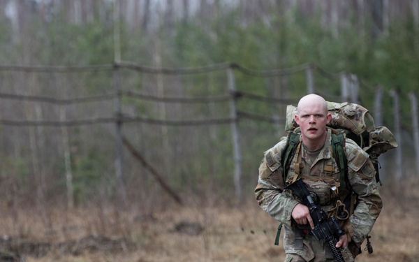 Joint tactical march by U.S. and British forces in Poland