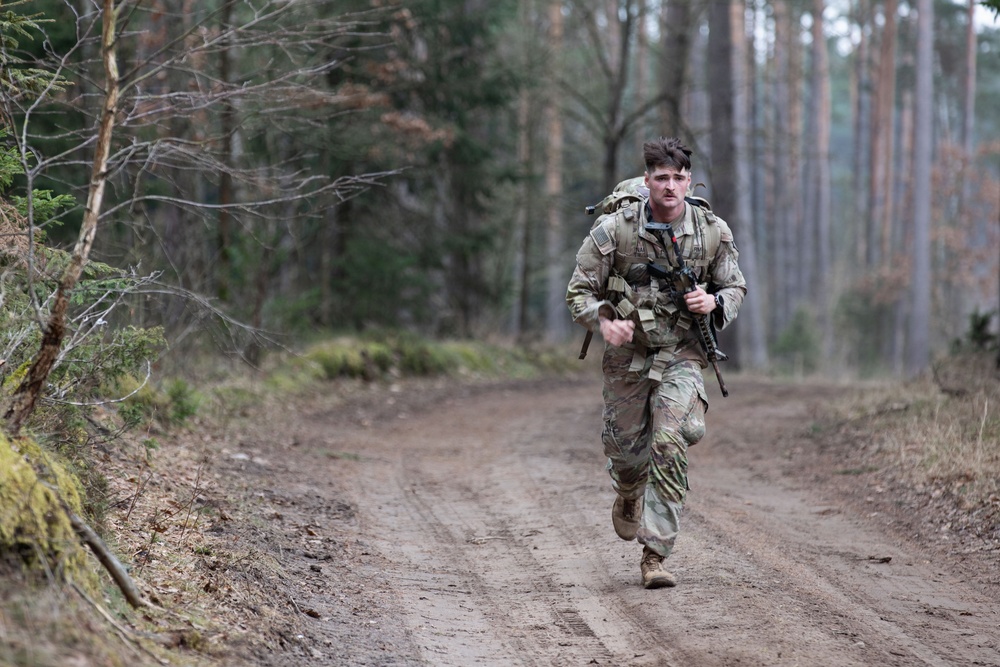 Joint tactical march by U.S. and British forces in Poland