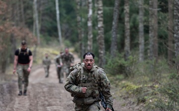 Joint tactical march by U.S. and British forces in Poland