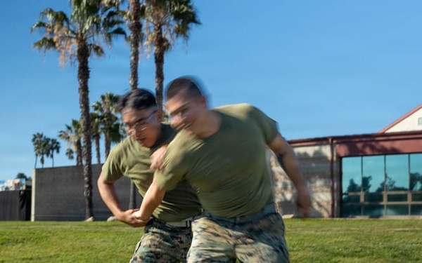 CLB-7 Marines Refine Non-Lethal Response Techniques