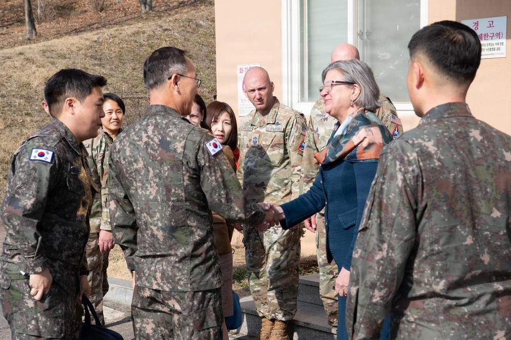 Chief science officer of the Space Force visits U.S. Space Forces - Korea, Republic of Korea Air Force’s Space Operations Group