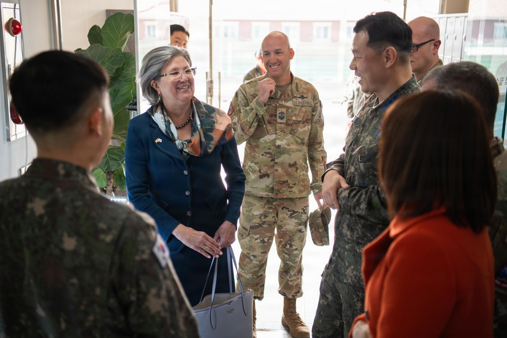 Chief science officer of the Space Force visits U.S. Space Forces - Korea, Republic of Korea Air Force’s Space Operations Group