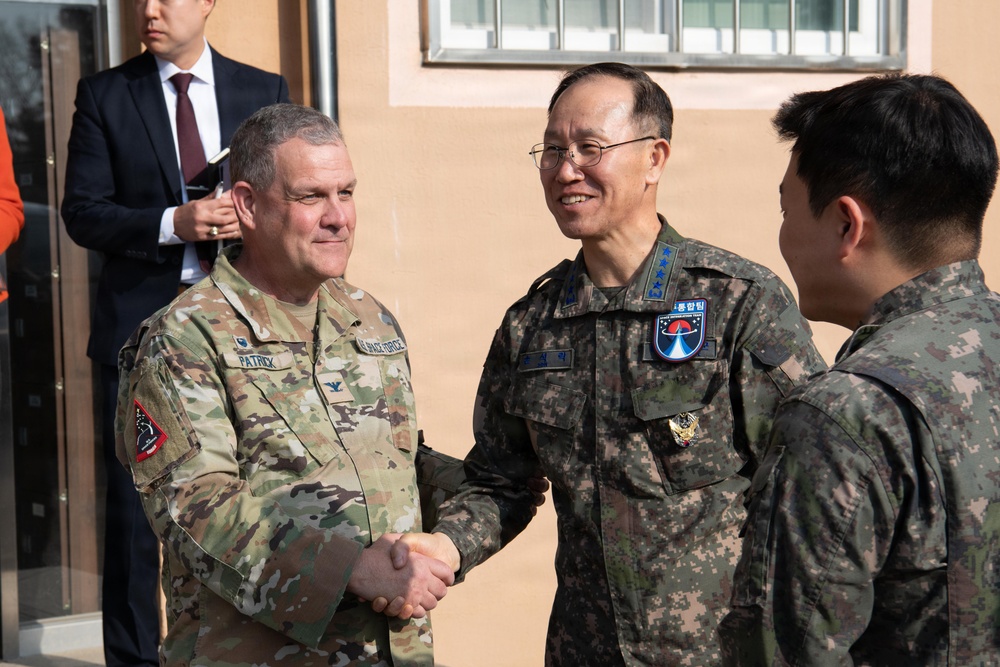 Chief science officer of the Space Force visits U.S. Space Forces - Korea, Republic of Korea Air Force’s Space Operations Group