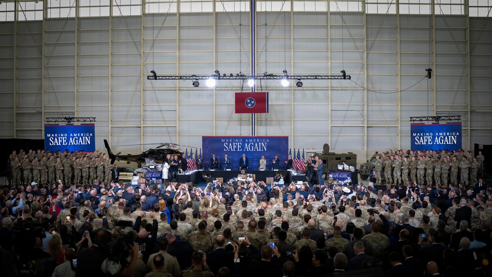 POTUS, SW Participate in Memphis Making America Safe Again Roundtable, SW Meets with Air Guard Troops