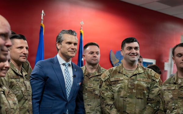 POTUS, SW Participate in Memphis Making America Safe Again Roundtable, SW Meets with Air Guard Troops