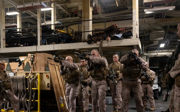 11th MEU Marines, Sailors Conduct Infantry Training Aboard USS Boxer