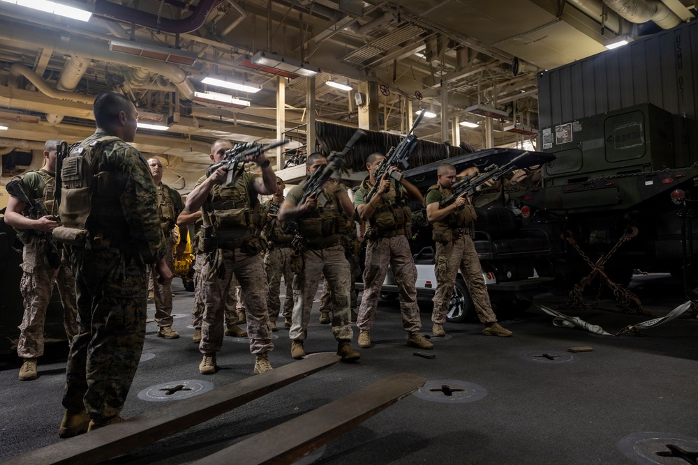 11th MEU Marines, Sailors Conduct Infantry Training Aboard USS Boxer