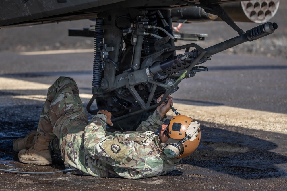 AH-64 Apache Winter Aerial Gunnery