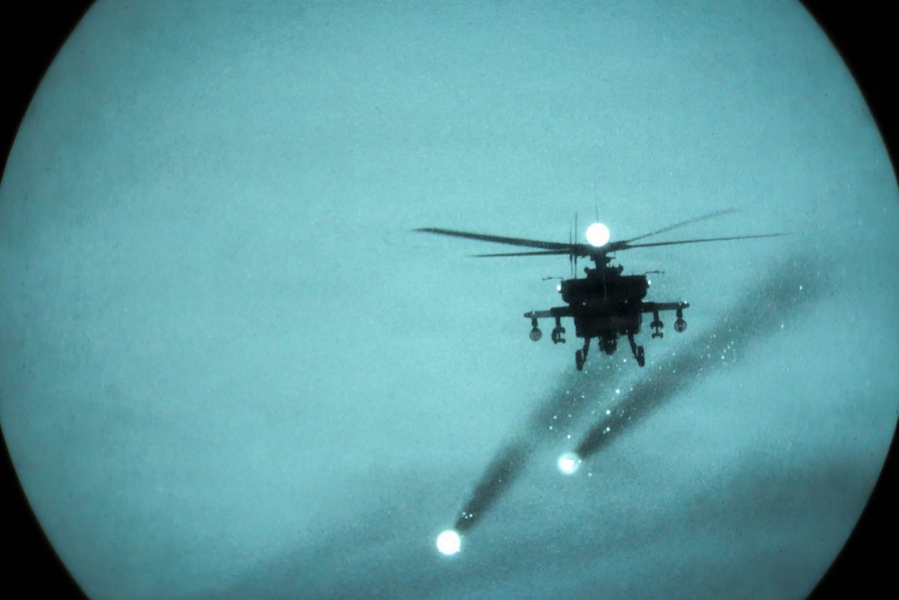 AH-64 Apache Winter Aerial Gunnery
