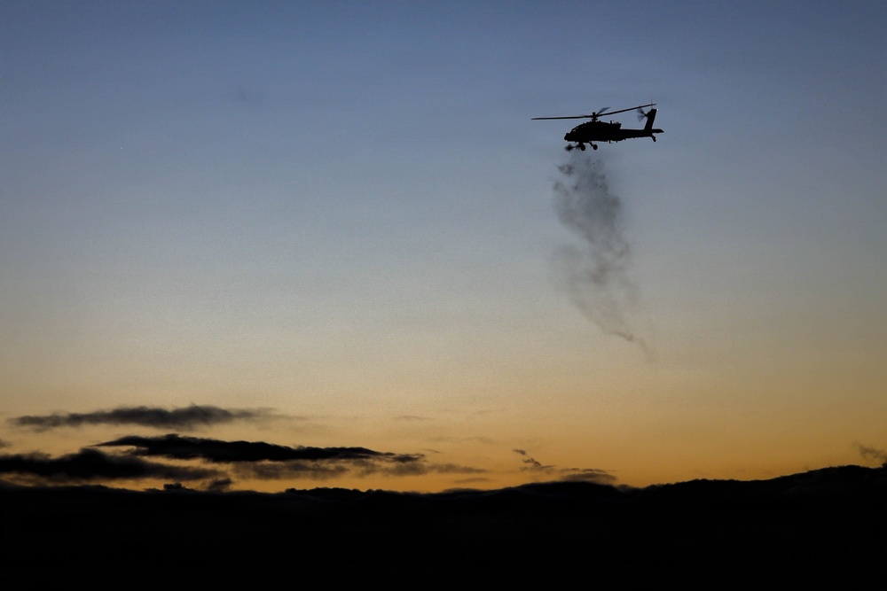 AH-64 Apache Winter Aerial Gunnery