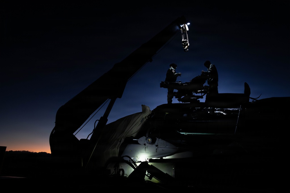 AH-64 Apache Winter Aerial Gunnery