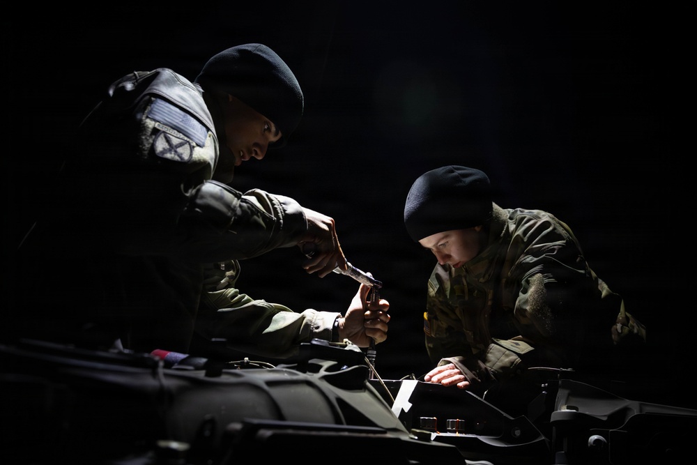 AH-64 Apache Winter Aerial Gunnery
