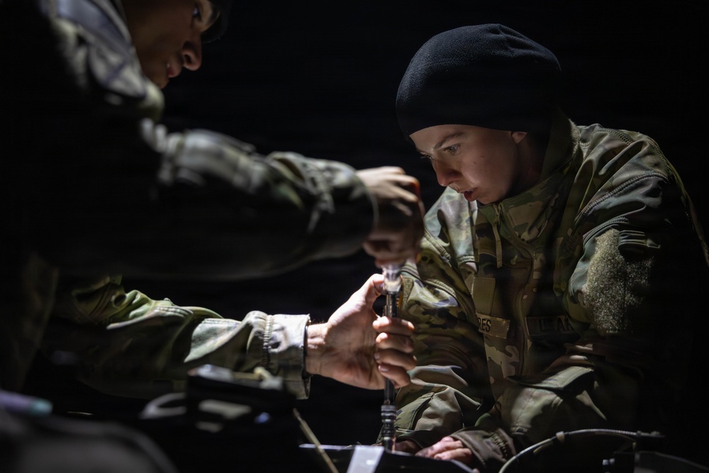 AH-64 Apache Winter Aerial Gunnery