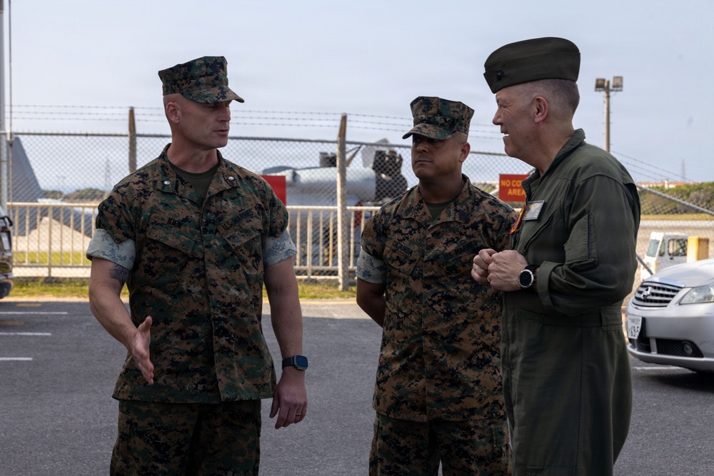 Deputy Commandant for Aviation Lt. Gen. Swan tours MCAS Futenma