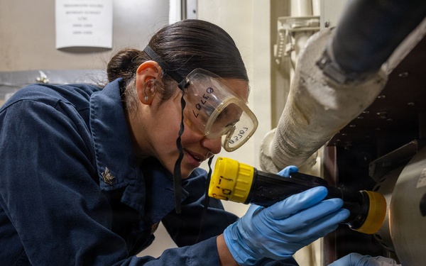 Sailors and Marines Aboard USS Portland Conduct Routine Operations