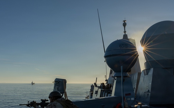USS Portland Performs Strait Transit Exercise with Boxer ARG