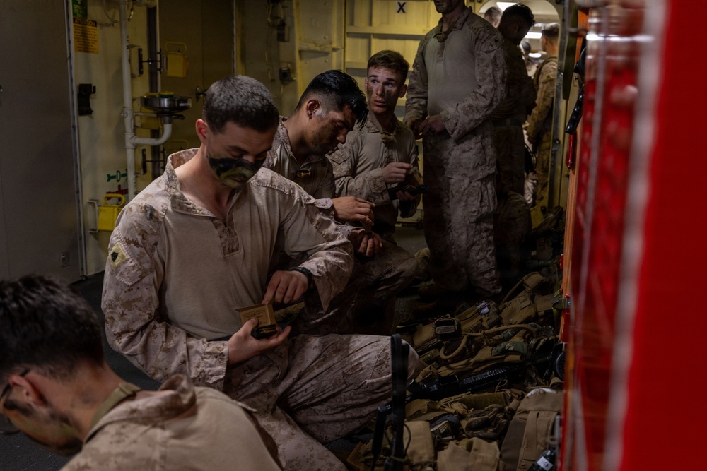 USS Portland Sailors and Marines Perform Maintenance and Daily Tasks