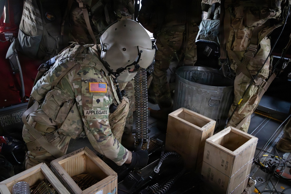 CH-47 Chinook Winter Aerial Gunnery