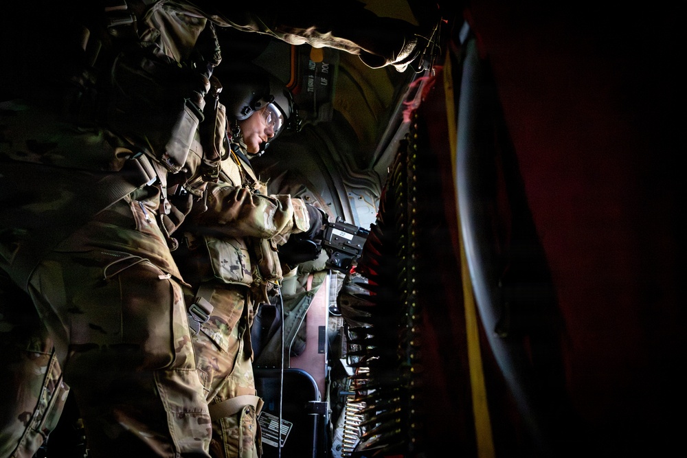 CH-47 Chinook Winter Aerial Gunnery