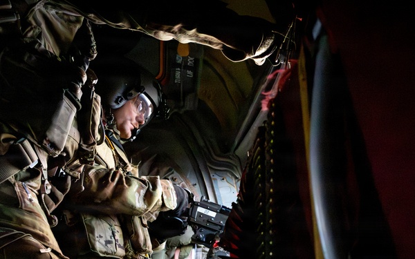 CH-47 Chinook Winter Aerial Gunnery