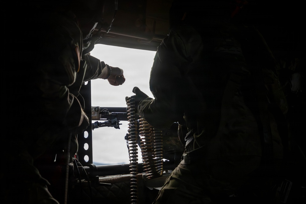 CH-47 Chinook Winter Aerial Gunnery
