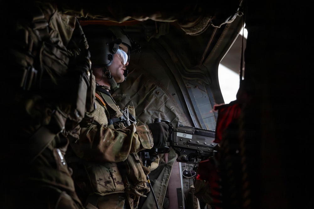 CH-47 Chinook Winter Aerial Gunnery