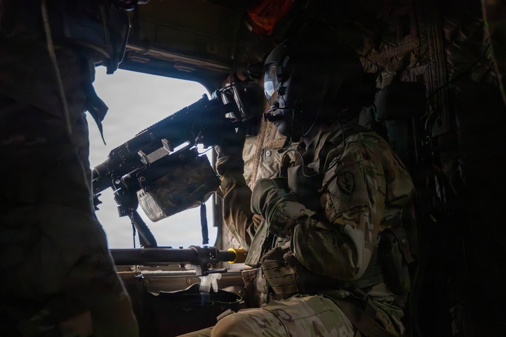 CH-47 Chinook Winter Aerial Gunnery