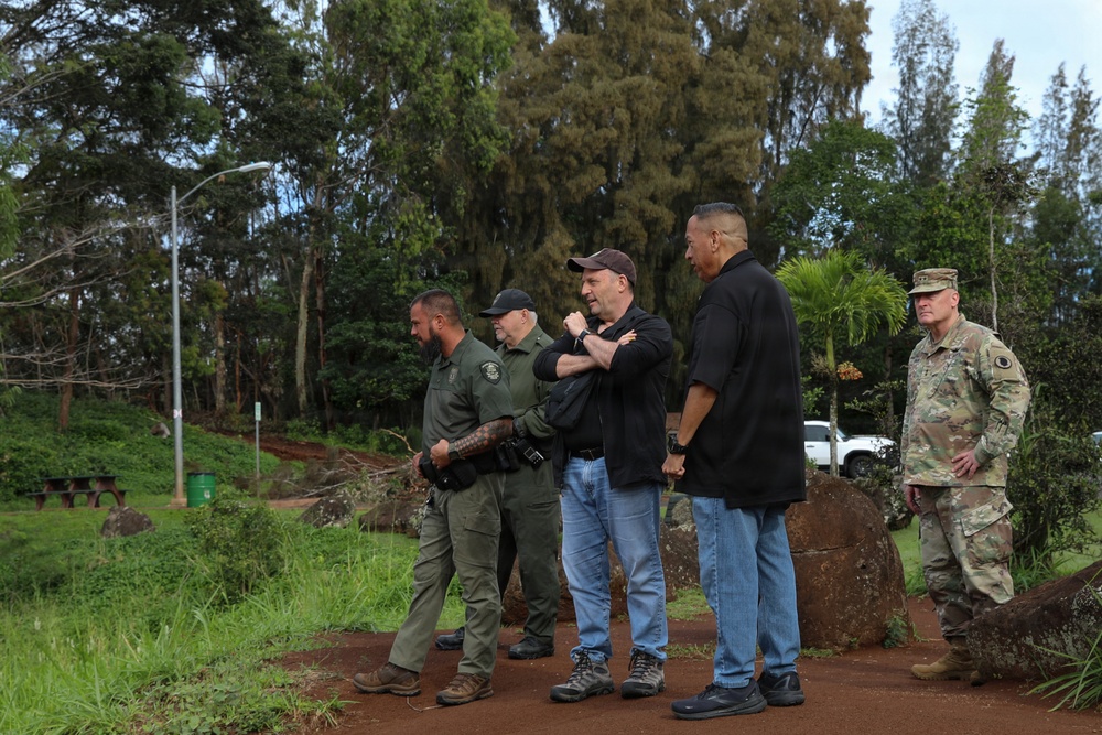 Hawaii National Governor, Adjutant General and state officials evaluate Waialua flood recovery