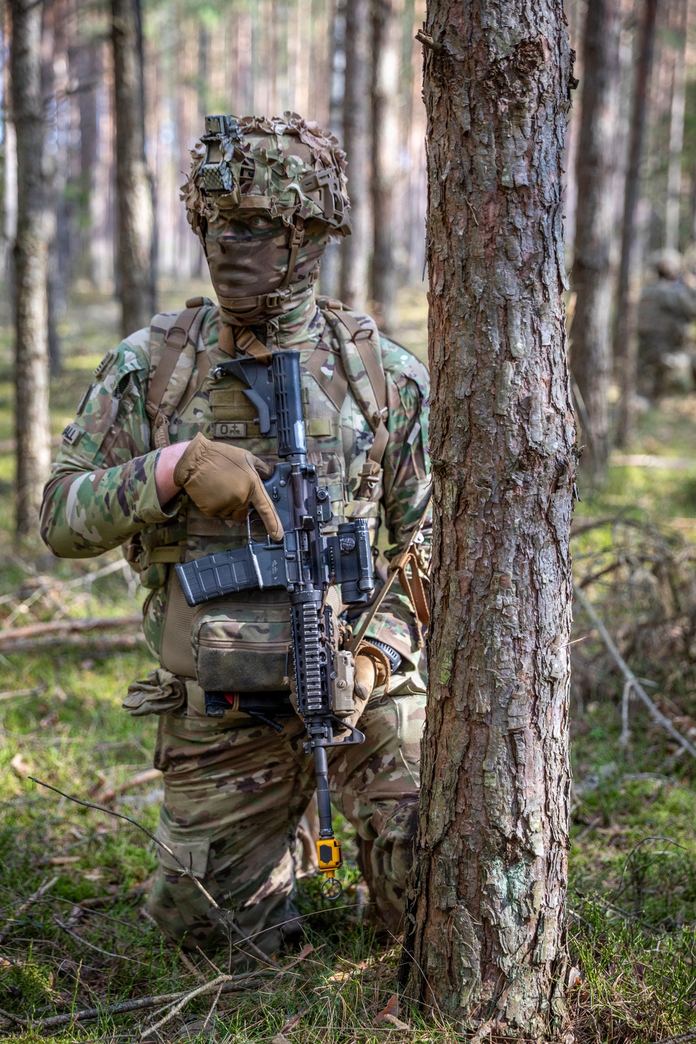 U.S. Army Soldiers train with the British Army 2nd Royal Anglians