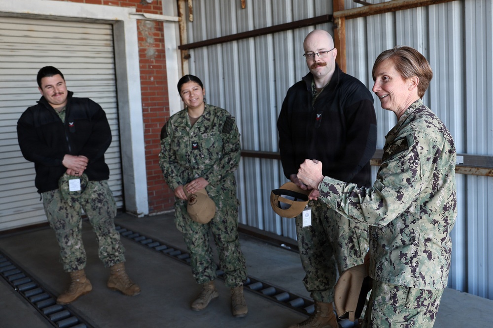 U.S. TRANSCOM Chief of Staff visits Defense Courier Station Norfolk, at Naval Station Norfolk.