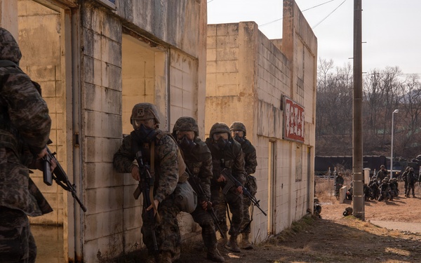 KMEP 26.1: CLR-37 CBRN Conducts Weapons of Mass Destruction Training