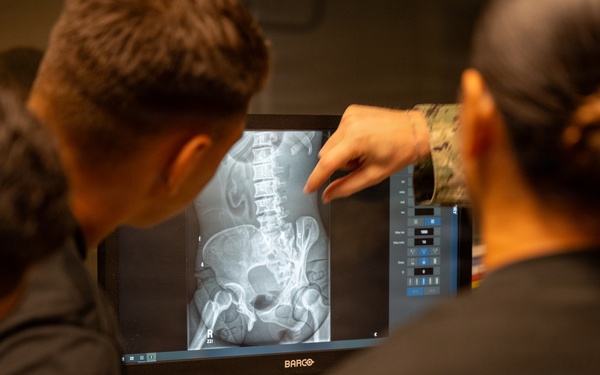 Joint service radiology training