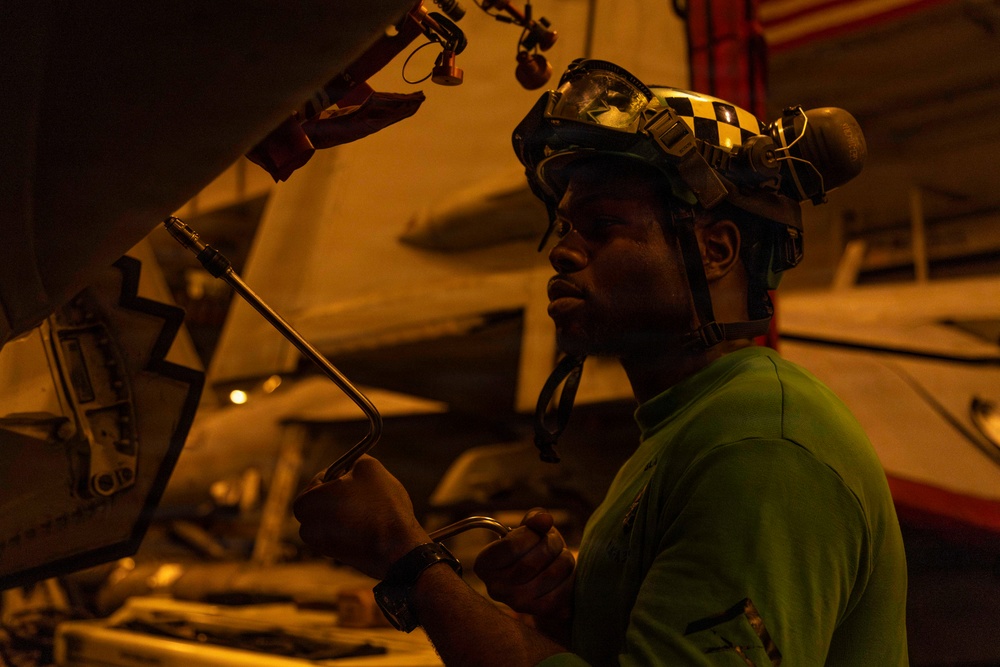 Abraham Lincoln Conducts Aircraft Maintenance During Operation Epic Fury