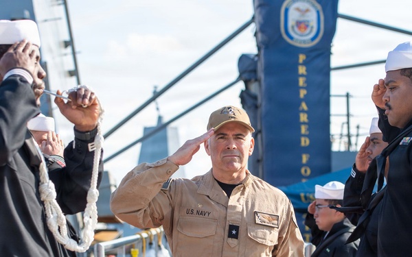 Rear Adm. Dusty Rhodes visits USS Faragut