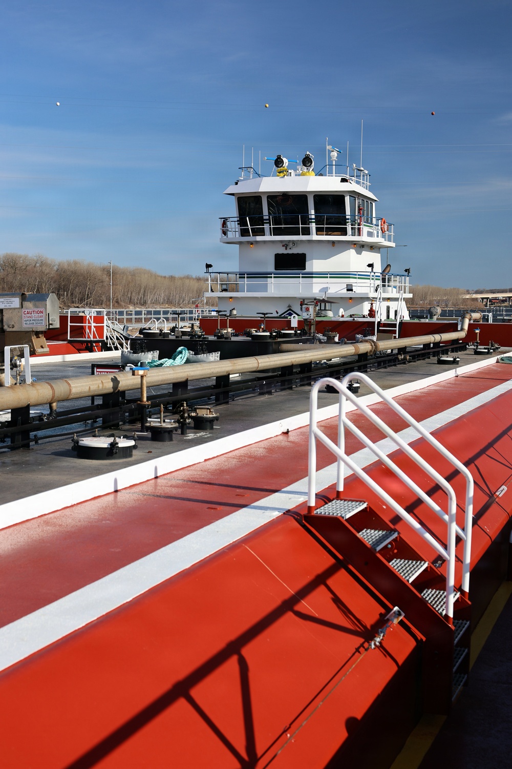 Spring arrives on the Upper Mississippi River as first tows reach St. Paul, MN