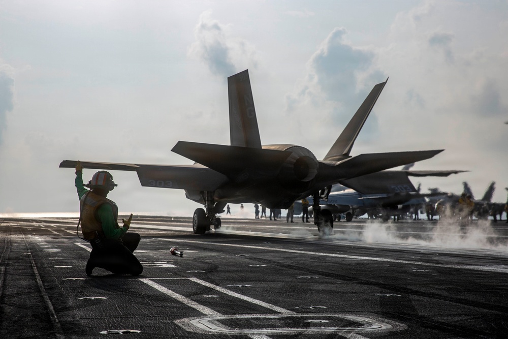 USS Abraham Lincoln (CVN 72) Conducts Flight Operations During Operation Epic Fury