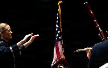 USAF Heritage of America Band performs at Summers Corner Performing Arts Center